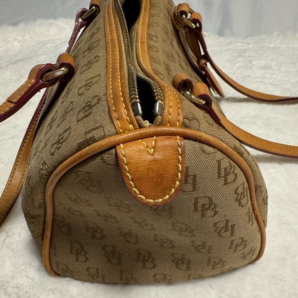 Dooney & Bourke Vintage Tan Mini Barrel Bag Purse Y2K Neutral Rare EUC Preppy - Picture 6 of 16
